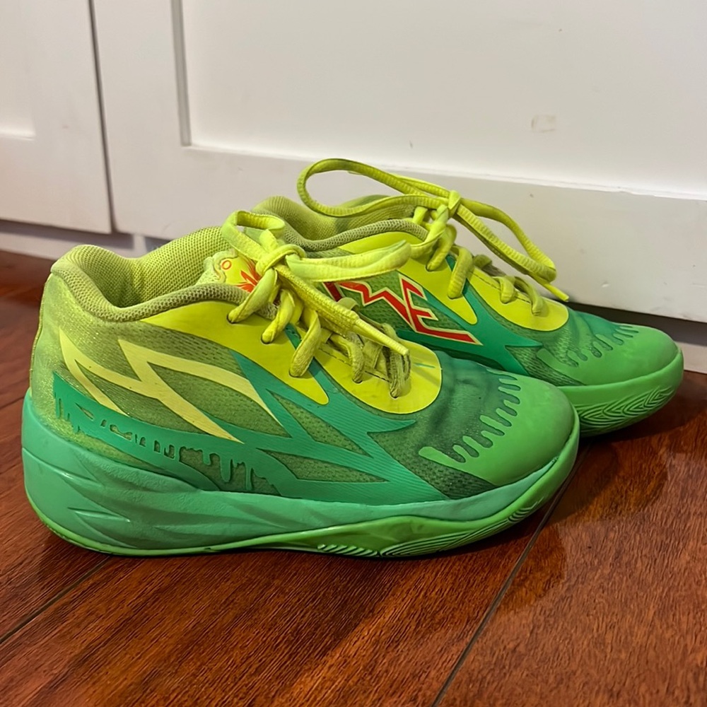 PUMA Slime neon green shoes, size 12c kids